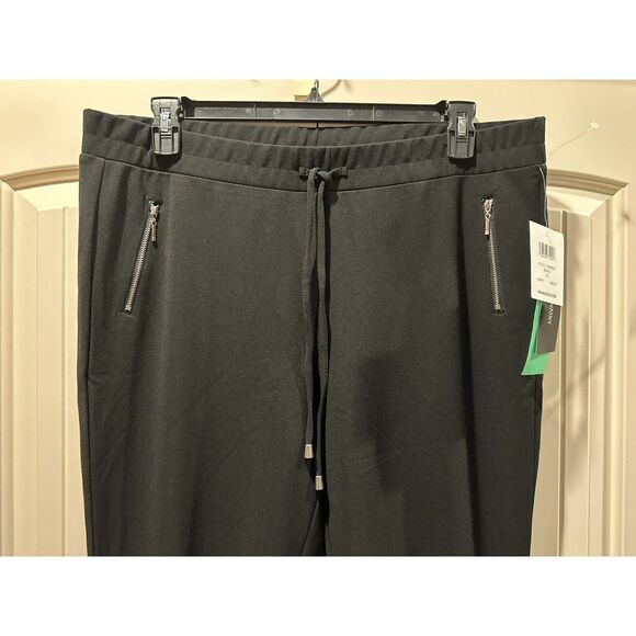 89th + Madison Comfort Waist Lightweight Little Black Pants Women's Size 2X - Picture 4 of 4